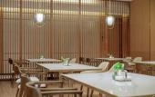 Туры в отель Guangzhou Huadu Sunac Renjoy Hotel