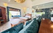 Туры в отель Absolute Beachfront Resort