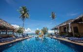 Туры в отель Absolute Beachfront Resort