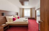 Туры в отель Bohemia Inn Hotel