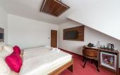 Туры в отель Bohemia Inn Hotel