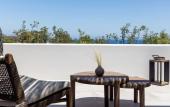 Туры в отель Sandblu Santorini, LXR Hotels & Resorts