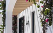 Туры в отель Sandblu Santorini, LXR Hotels & Resorts