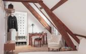 Туры в отель Hotel Madeleine de Senlis