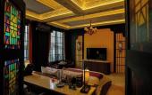 Туры в отель House of Tugu Old Town Jakarta