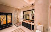 Туры в отель House of Tugu Old Town Jakarta
