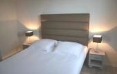 Туры в отель Adonis Hotel Bayonne
