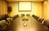 Туры в отель Holiday Inn Express Nantong Xinghu
