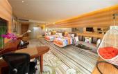 Туры в отель HJ International Hotel