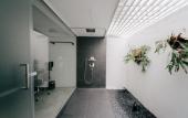 Туры в отель Lloyd's Inn