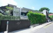 Туры в отель Lloyd's Inn
