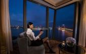 Туры в отель Hilton Wuhan Riverside