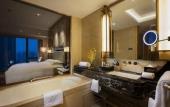 Туры в отель Hilton Wuhan Riverside