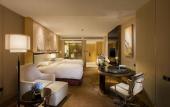 Туры в отель Hilton Wuhan Riverside
