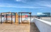 Туры в отель LIC Hotel