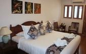 Туры в отель Heeren Straits Hotel