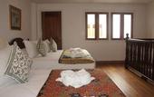 Туры в отель Heeren Straits Hotel