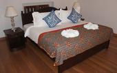Туры в отель Heeren Straits Hotel