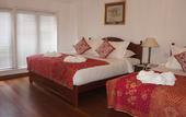 Туры в отель Heeren Straits Hotel