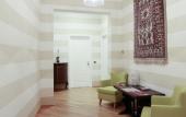Туры в отель Casa Isolani Piazza Maggiore