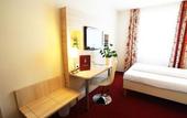 Туры в отель Hotel Rodelheimer Hof - Am Wasserturm