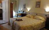 Туры в отель Hotel Le Relais de Poste Arles Centre Historique