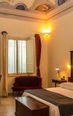 Туры в отель Vogue Hotel