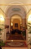 Туры в отель Vogue Hotel