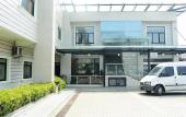 Туры в отель Shanghai Blue House Business Hotel