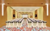 Туры в отель Holiday Inn Express & Suites Bengaluru Racecourse