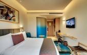 Туры в отель Holiday Inn Express & Suites Bengaluru Racecourse