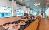 Туры в отель Super OYO Townhouse 2 Hotel Gunung Sahari