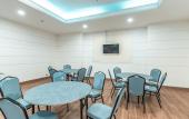 Туры в отель Super OYO Townhouse 2 Hotel Gunung Sahari