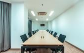 Туры в отель Super OYO Townhouse 2 Hotel Gunung Sahari