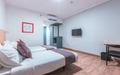 Туры в отель Super OYO Townhouse 2 Hotel Gunung Sahari