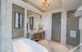 Туры в отель The Lixury Hotel Chongqing, in The Unbound Collection by Hyatt