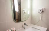 Туры в отель Ibis Hotel (Chengdu Wide and Narrow Alleys Central Hotel)