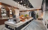 Туры в отель Hampton by Hilton Chongqing East Railway Station Chayuan New Area