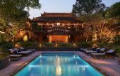 Туры в отель Ancient Hue Garden Houses