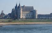 Туры в отель Logis Hotel Sully le Chateau