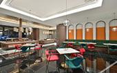 Туры в отель Jinjiang Downtown JJN Airport · Night Marke