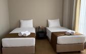 Туры в отель Red Castle Hotel & Pub