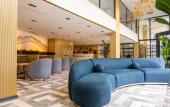 Туры в отель Maritimo Hotel