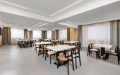 Туры в отель Country Inn & Suites by Radisson Hotel (Mudanjiang Station East Pedestrian Street)
