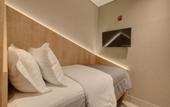 Туры в отель Fast Sleep Suites by Slaviero Hoteis dentro do Aeroporto Guarulhos Terminal 2, desembarque Oeste