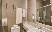 Туры в отель Fast Sleep Suites by Slaviero Hoteis dentro do Aeroporto Guarulhos Terminal 2, desembarque Oeste