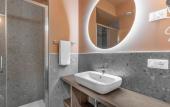 Туры в отель Torriani Suites Foresteria Lombarda