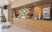 Туры в отель La Quinta Inn & Suites by Wyndham Orlando Airport
