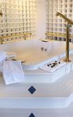 Туры в отель The Claridge Hotel