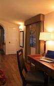 Туры в отель West Beach Inn, a Coast Hotel